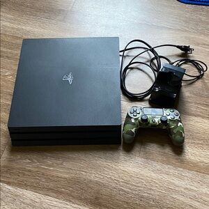 Sony PlayStation4Console Black with Camouflage Controller, charger